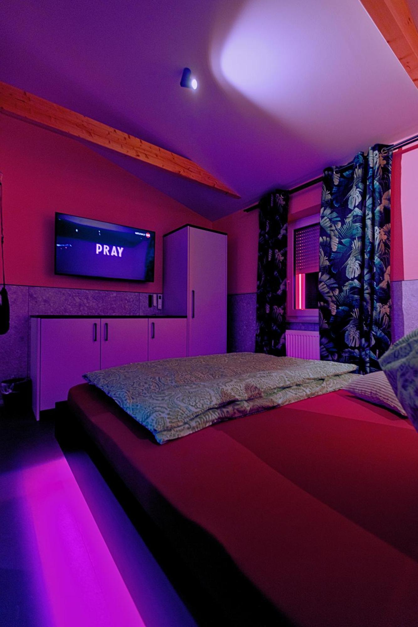 Lustra Stundenhotel - Adults Only Landshut Exterior photo